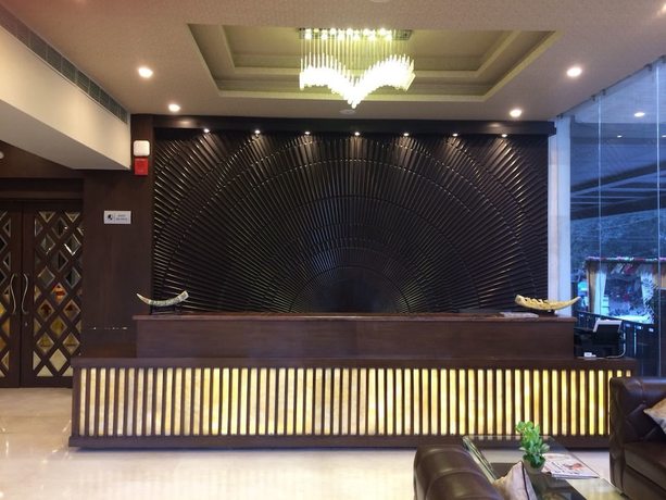Imagen general del Hotel DNG The Grand Hotel. Foto 1