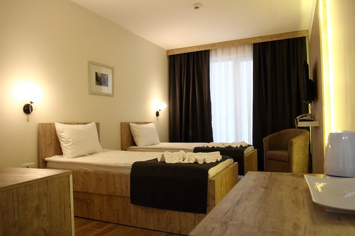 Imagen de la habitación del Hotel DOA. Foto 10