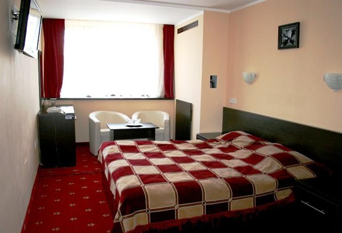 Imagen de la habitación del Hotel DOINA. Foto 3