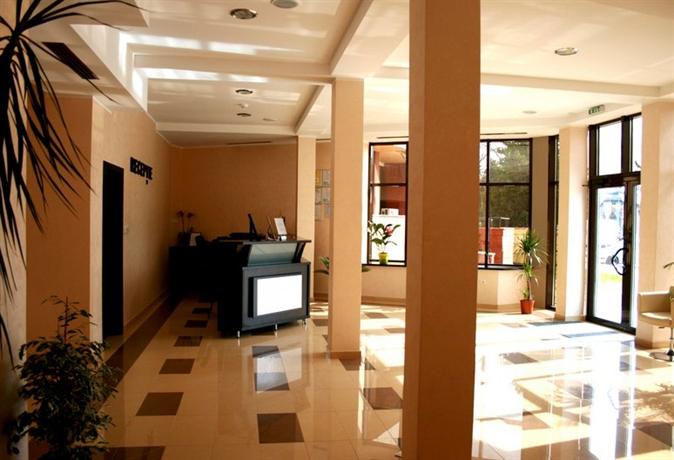 Imagen de los interiores del Hotel DOINA. Foto 11