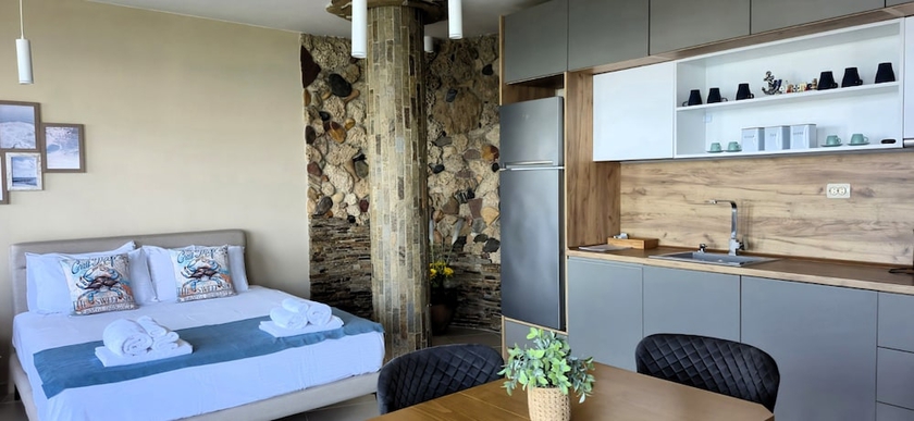 Imagen de la habitación del Hotel DOLPHIN BAY BOUTIQUE COMPLEX Sozopol. Foto 16