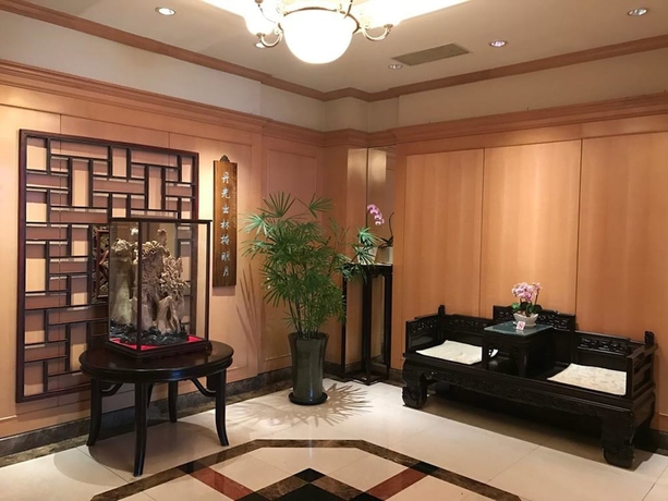 Imagen de los interiores del Hotel DONG WU HOTEL. Foto 14