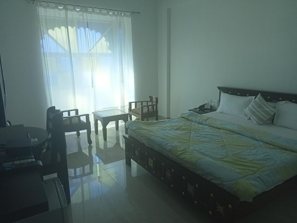 Imagen de la habitación del Hotel DOONGAR FORT Gurukripa Hilltop Resorts. Foto 2