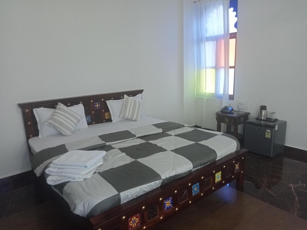 Imagen de la habitación del Hotel DOONGAR FORT Gurukripa Hilltop Resorts. Foto 4