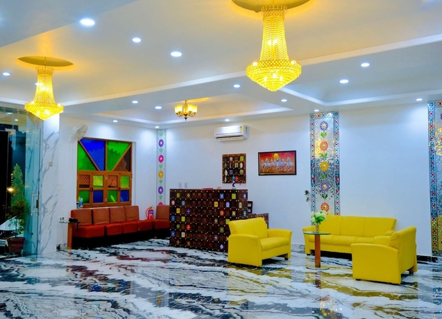 Imagen de los interiores del Hotel DOONGAR FORT Gurukripa Hilltop Resorts. Foto 19