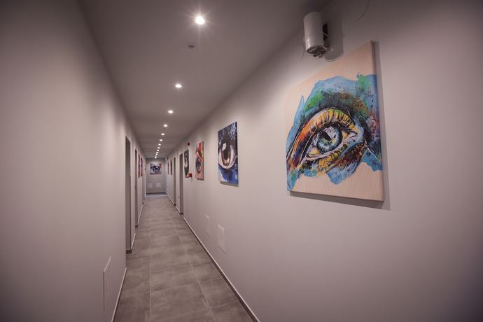 Imagen de los interiores del Hotel DORM BG. Foto 14