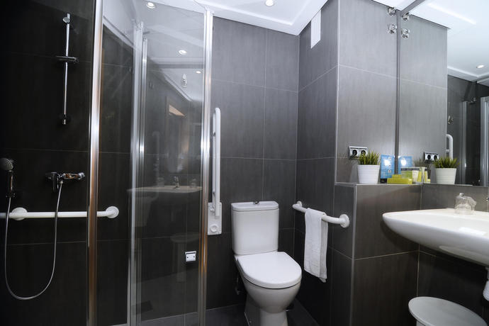 Imagen de la habitación del Hotel DORMA Juan de Austria. Foto 6