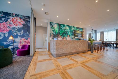 Imagen de los interiores del Hotel DORMERO Freiburg. Foto 8
