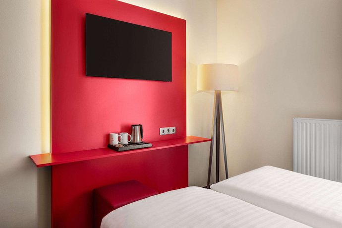 Imagen de la habitación del Hotel DORMERO JeHo Graz Airport. Foto 10