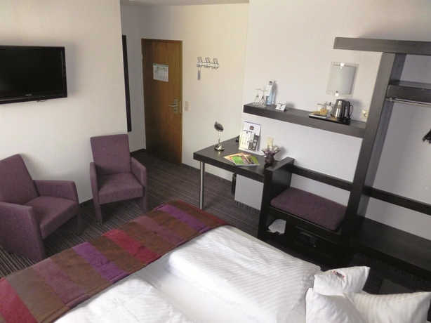 Imagen de la habitación del Hotel DORMERO Pirmasens. Foto 9