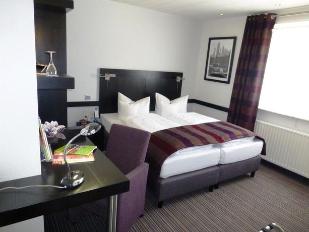 Imagen de la habitación del Hotel DORMERO Pirmasens. Foto 10