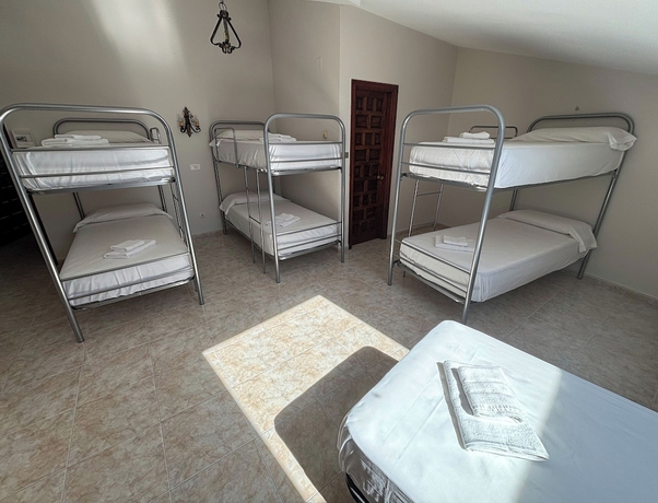Imagen de la habitación del Hotel DORMERO Sahag&uacute;n. Foto 10