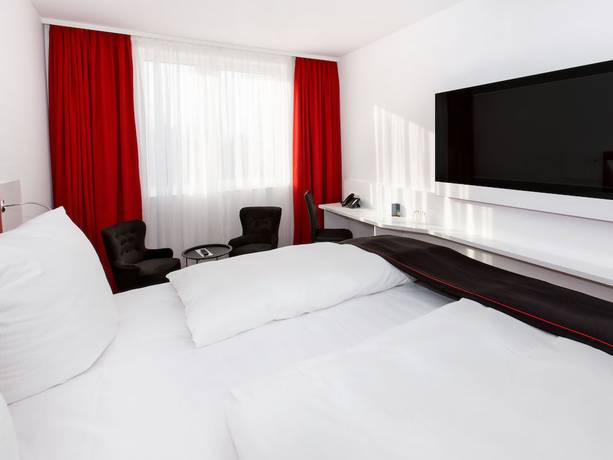 Imagen de la habitación del Hotel DORMERO Salzgitter. Foto 7