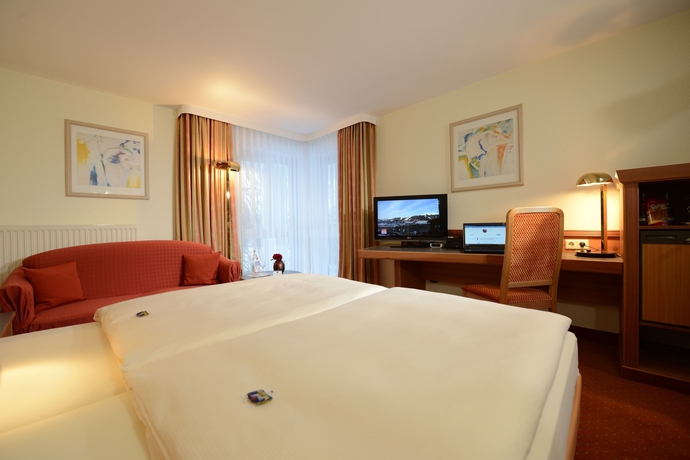 Imagen de la habitación del Hotel DORMERO Weingarten. Foto 6