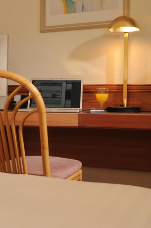 Imagen de la habitación del Hotel DORMERO Weingarten. Foto 8