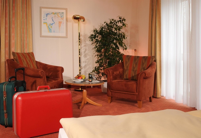 Imagen de la habitación del Hotel DORMERO Weingarten. Foto 9