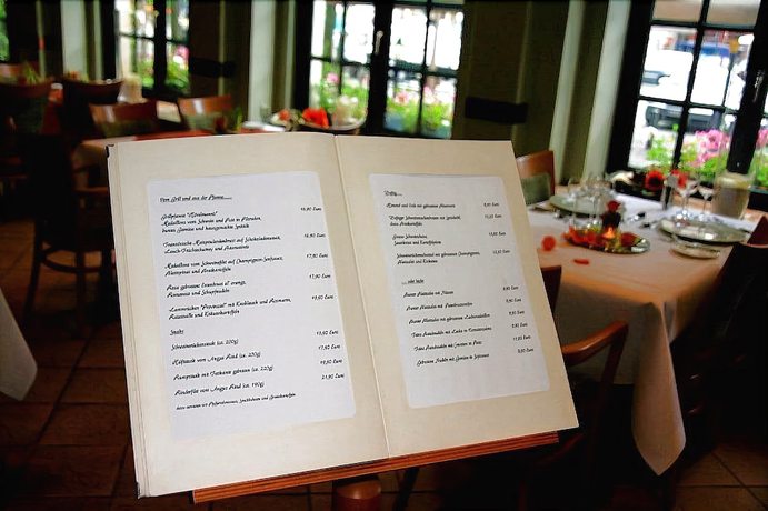 Imagen del bar/restaurante del Hotel DORMERO Xanten. Foto 2