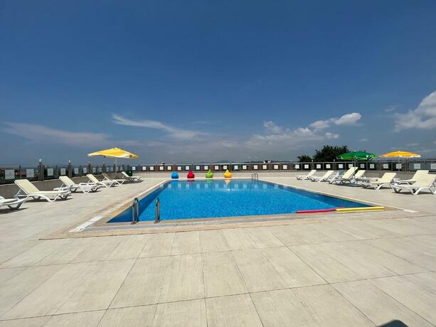 Imagen general del Hotel DOUBLE ROYAL HOTEL. Foto 10