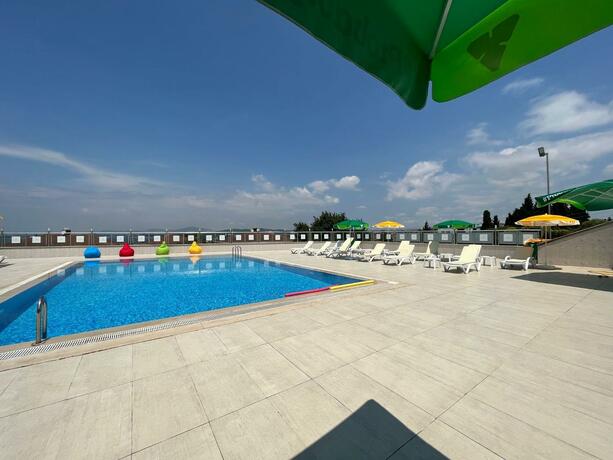 Imagen general del Hotel DOUBLE ROYAL HOTEL. Foto 11