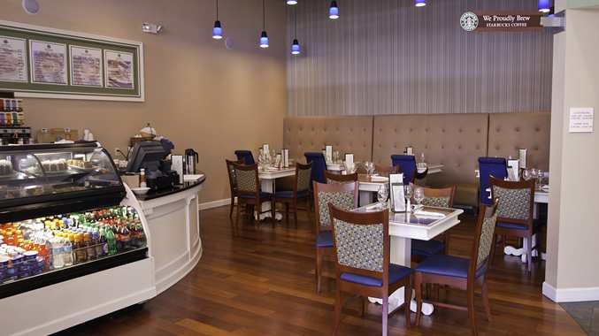 Imagen del bar/restaurante del Hotel DOUBLETREE BY HILTON BUFFALO. Foto 2