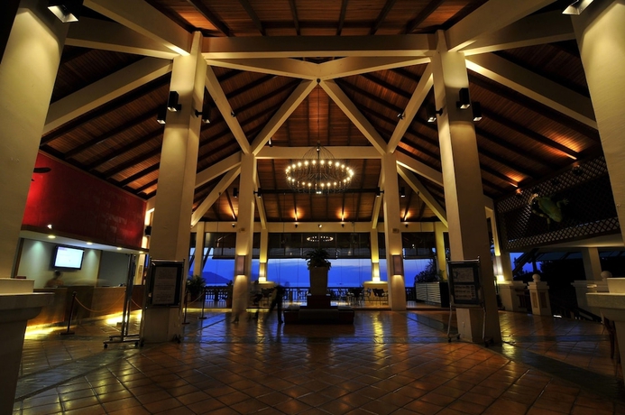 Imagen de los interiores del Hotel DOUBLETREE BY HILTON DAMAI LAUT RESORT. Foto 18