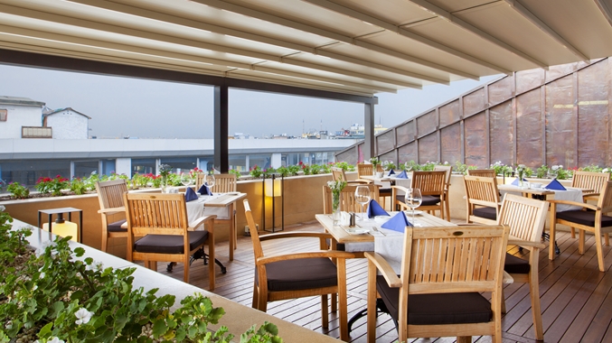 Imagen general del Hotel DOUBLETREE BY HILTON ISTANBUL - OLD CITY. Foto 6