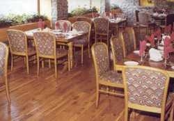 Imagen del bar/restaurante del Hotel DOUGHCLOYNE HOTEL. Foto 2