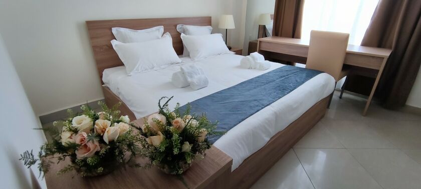 Imagen de la habitación del Hotel DOWNTOWN HOTEL. Foto 11