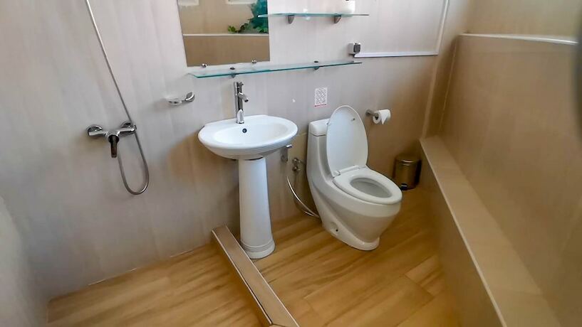 Imagen general del Hotel DOWNTOWN HOTEL. Foto 4