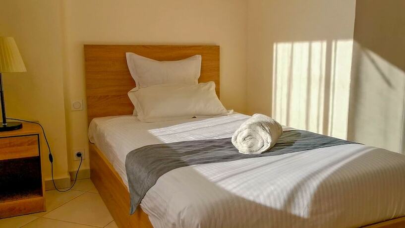 Imagen general del Hotel DOWNTOWN HOTEL. Foto 5