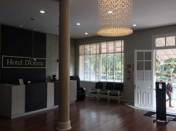 Imagen de los interiores del Hotel D\'Oeste. Foto 18
