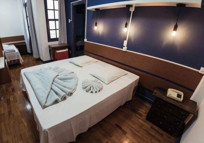 Imagen de la habitación del Hotel D\'Oeste. Foto 13