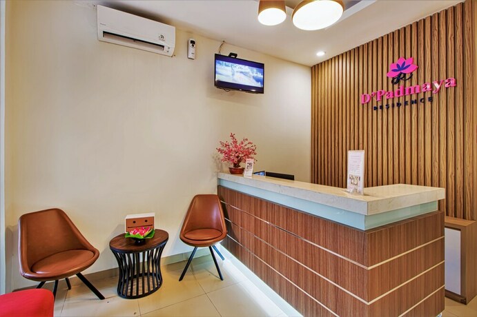 Imagen de los interiores del Hotel D'Padmaya Residence. Foto 18