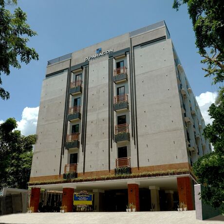 Imagen general del Hotel DParagon Matraman. Foto 11