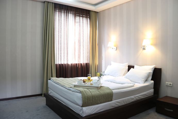 Imagen general del Hotel D\'Plaza. Foto 1