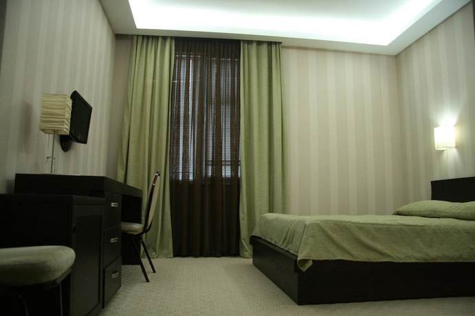 Imagen de la habitación del Hotel D\'Plaza. Foto 6