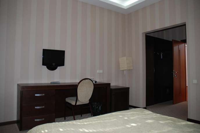 Imagen de la habitación del Hotel D\'Plaza. Foto 8