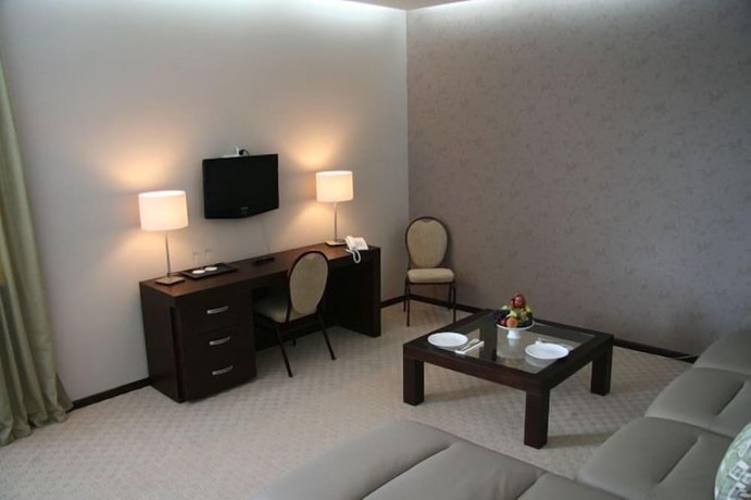 Imagen de la habitación del Hotel D\'Plaza. Foto 11
