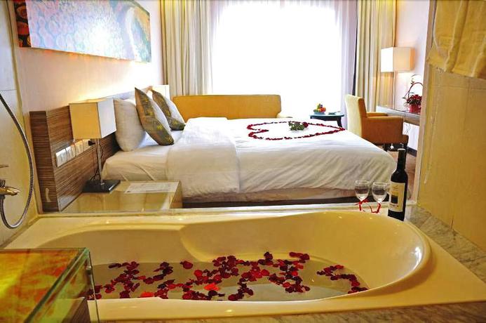 Imagen de la habitación del Hotel DRAGON KING HOTEL. Foto 19