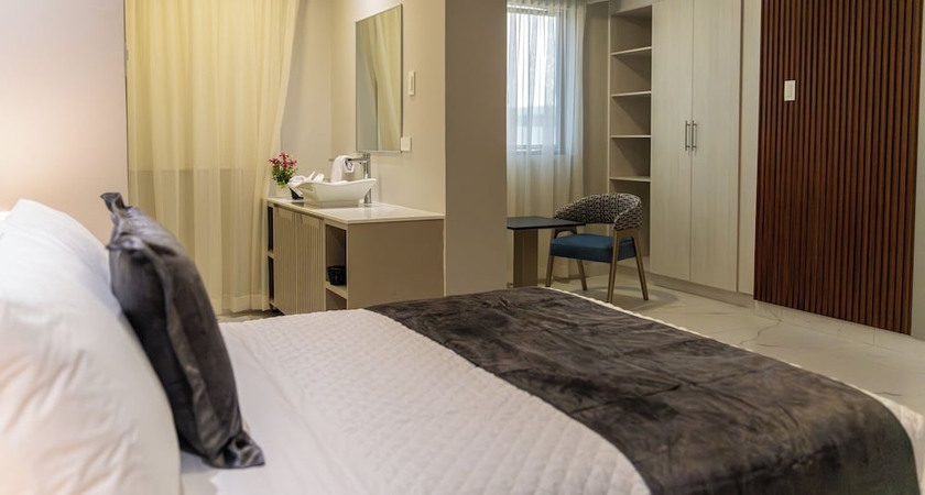 Imagen de la habitación del Hotel DSH. Foto 10