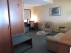 Imagen de la habitación del Hotel DU PORT, QLS. Foto 2