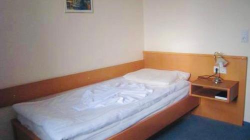 Imagen de la habitación del Hotel DUA, Sarstedt. Foto 6