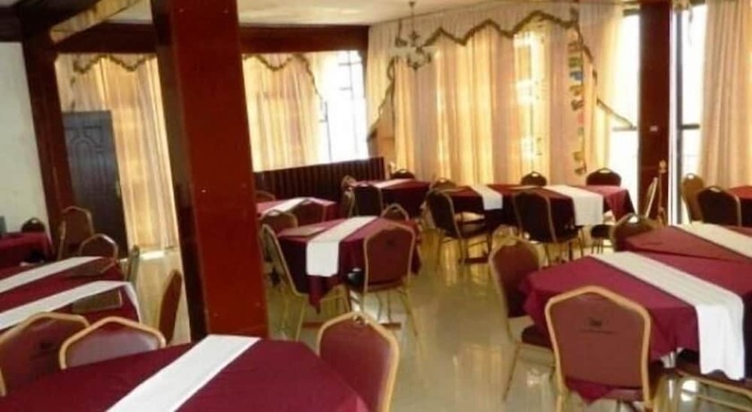 Imagen del bar/restaurante del Hotel DV Apartment. Foto 5
