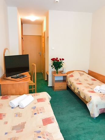 Imagen de la habitación del Hotel DW Albatros Medical Spa. Foto 6