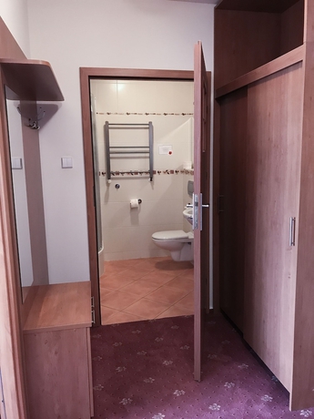 Imagen de la habitación del Hotel DW Albatros Medical Spa. Foto 7