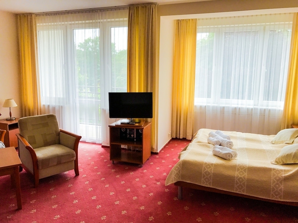 Imagen de la habitación del Hotel DW Albatros Medical Spa. Foto 10