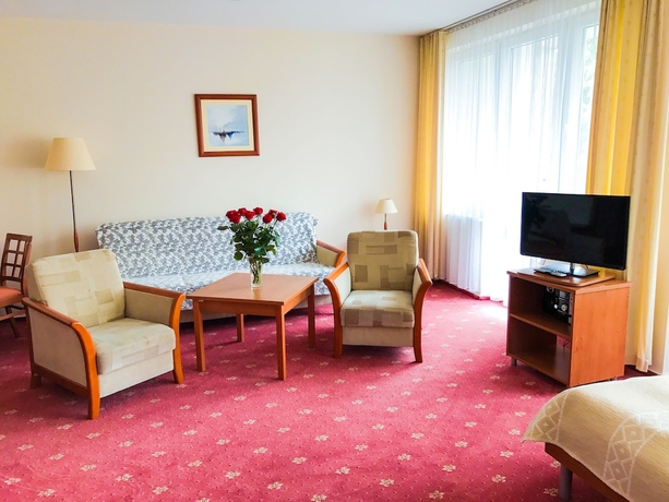 Imagen de la habitación del Hotel DW Albatros Medical Spa. Foto 11