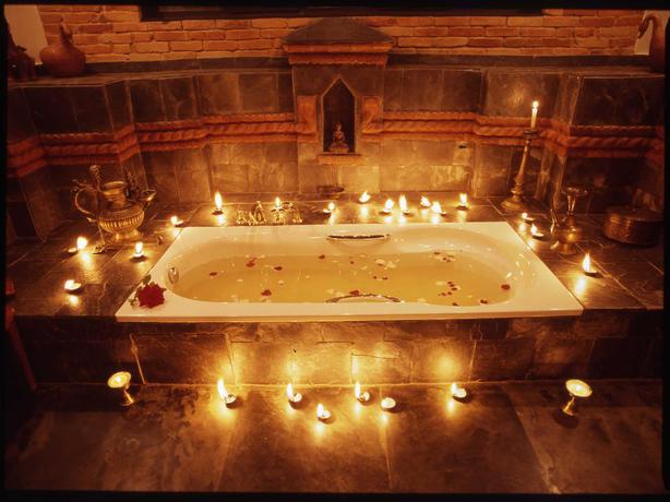 Imagen de los exteriores del Hotel DWARIKA'S. Foto 6