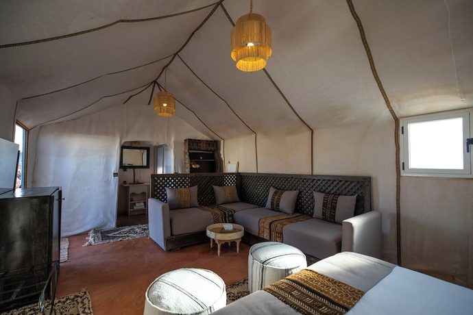 Imagen de la habitación del Hotel DWO Golden Camp Merzouga. Foto 9