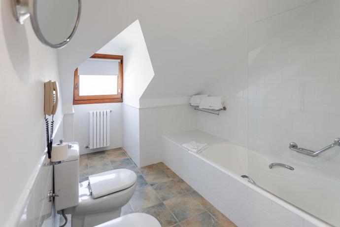 Imagen de la habitación del Hotel DWO Rioja Wine. Foto 11